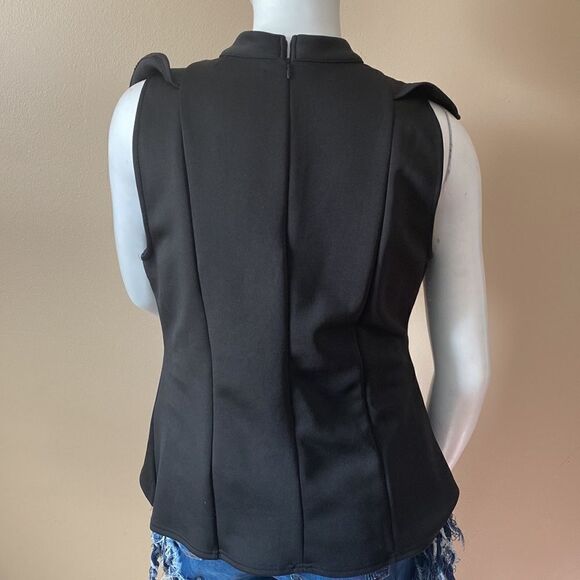 Fashion To Figure Black Ruffled Top - Size 1 - Plus Size - Picture 9 of 12